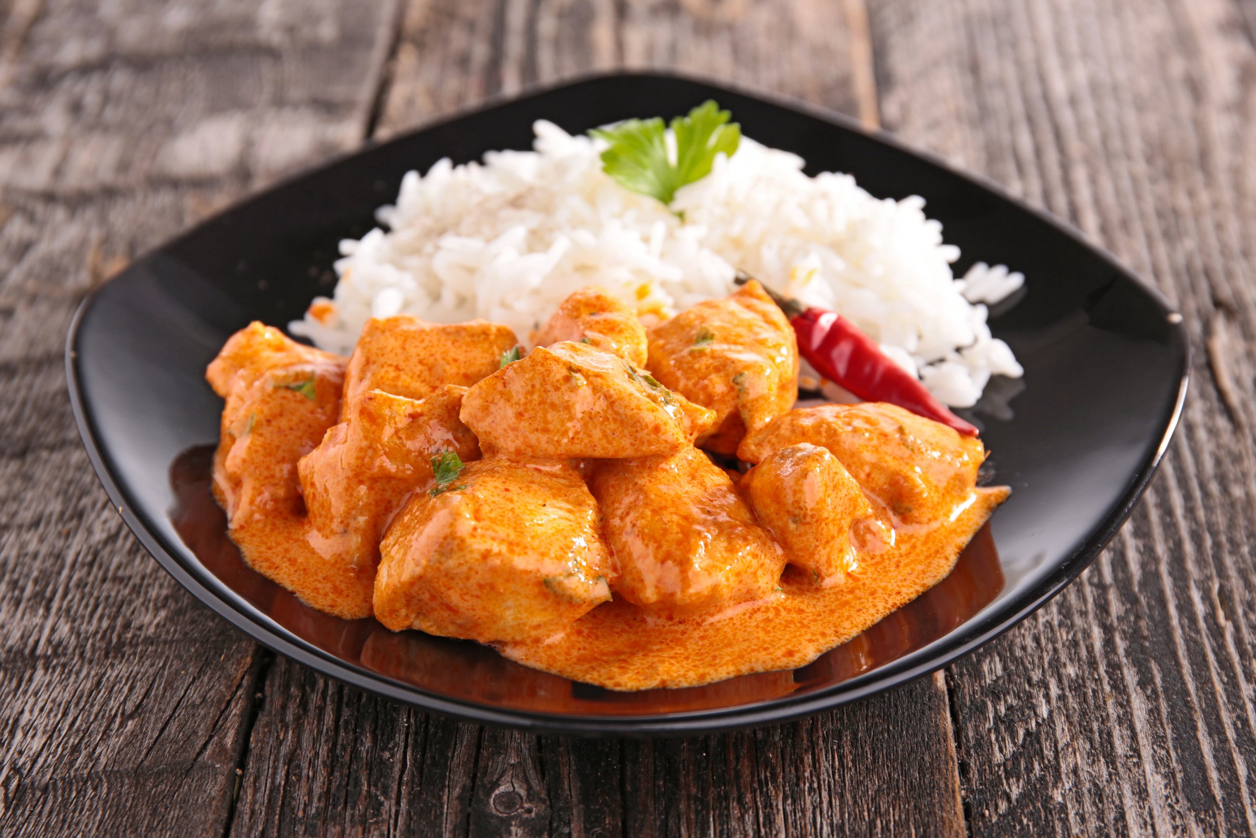 Super leicht zuzubereitendes Hähnchen-Curry mit Basmatireis 1