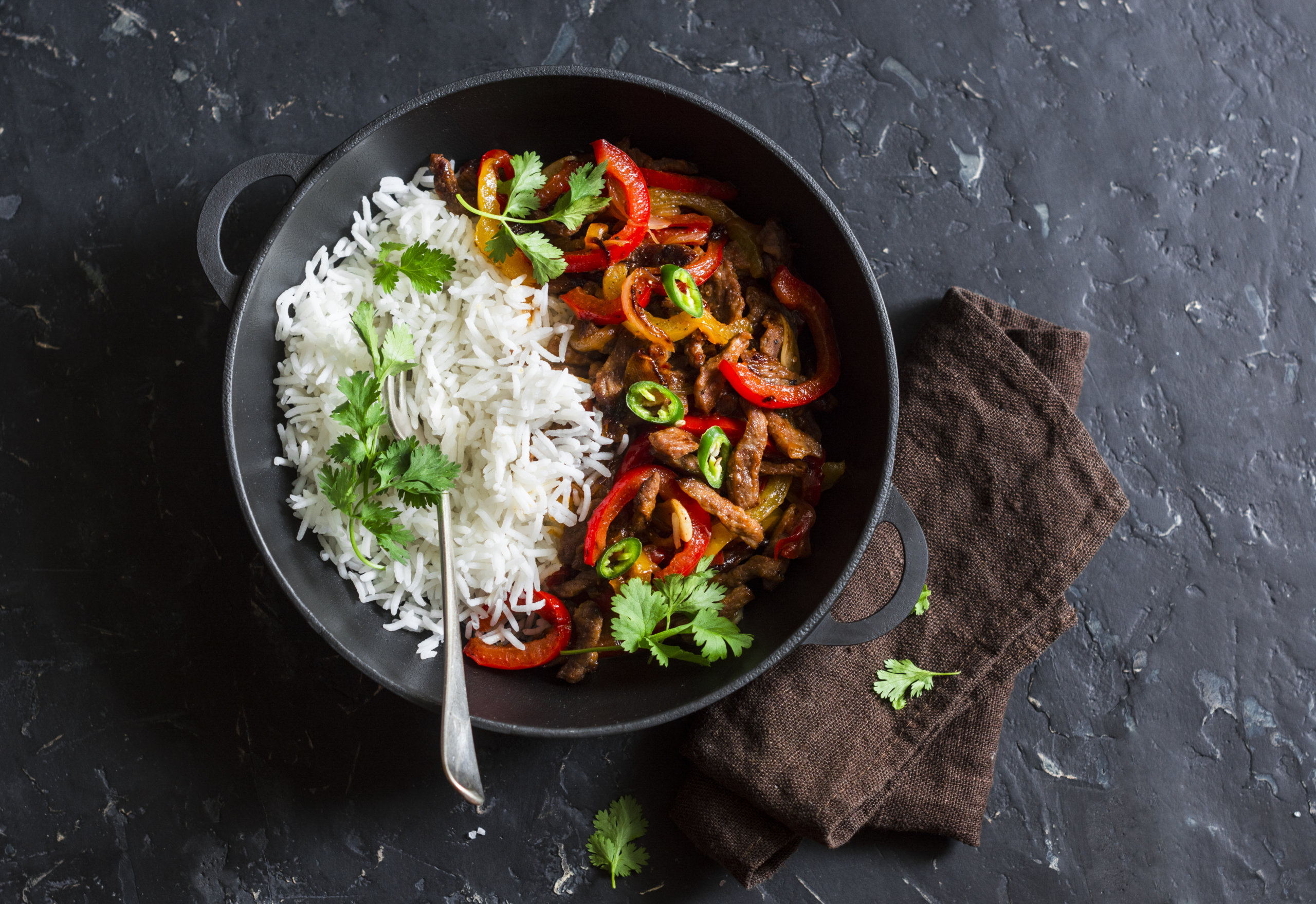 Rinderfiletspitzen mit Gemüse und Basmati-Reis - Rii Jii Basmati Reis